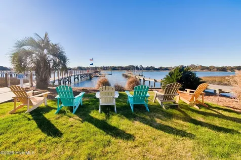 123 Whimbrel Way Beaufort NC 28516