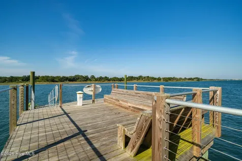 123 Whimbrel Way Beaufort NC 28516