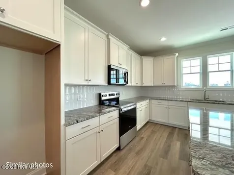 753 Aria Lane Hubert NC 28539