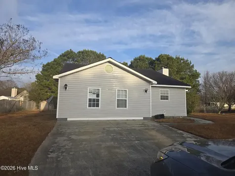 442 Dion Drive Hubert NC 28539