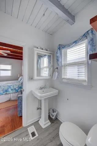 515 W Beach Drive Oak Island NC 28465