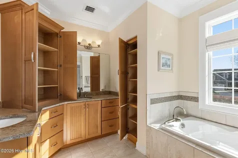 1842 Quail Point SE Bolivia NC 28422