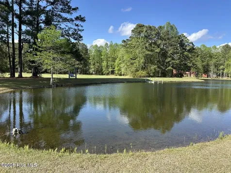122 Forecastle Court Washington NC 27889