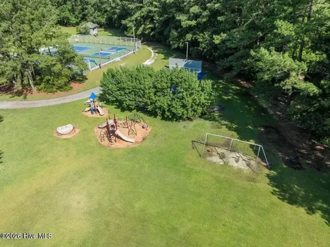 122 Forecastle Court Washington NC 27889