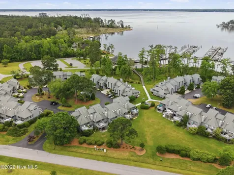 122 Forecastle Court Washington NC 27889