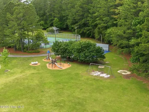 122 Forecastle Court Washington NC 27889