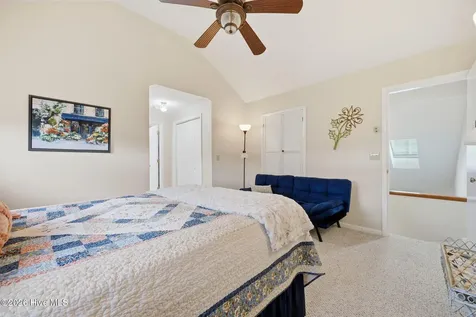 122 Forecastle Court Washington NC 27889