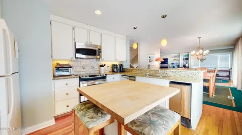 8 Sea Oats Lane Wrightsville Beach NC 28480