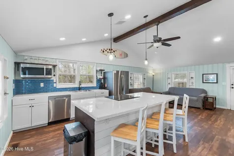 1933 Holden Beach Road SW Supply NC 28462