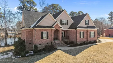 1453 Blue Heron Drive Nashville NC 27856