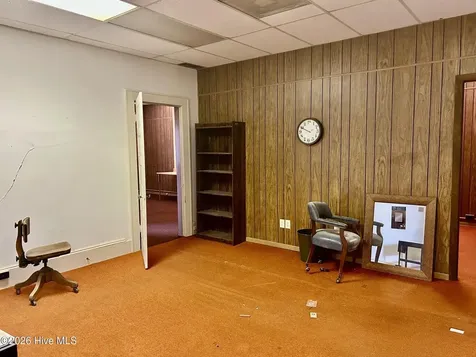 204 E Railroad Street Laurinburg NC 28352
