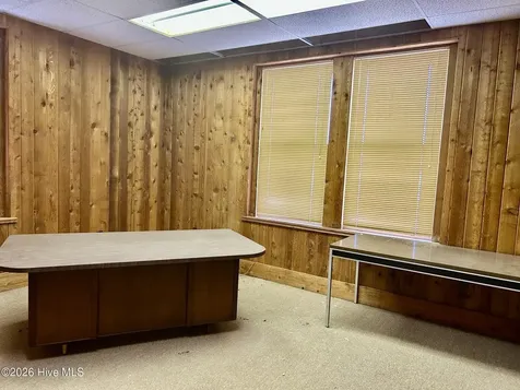 204 E Railroad Street Laurinburg NC 28352