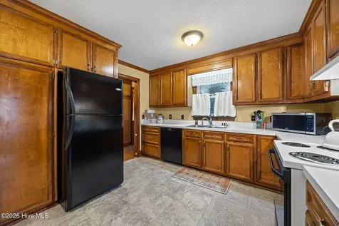 2573 Graham Street Winterville NC 28590
