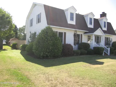 2573 Graham Street Winterville NC 28590