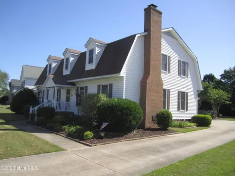 2573 Graham Street Winterville NC 28590