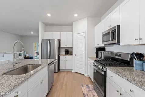 948 Bourne Drive SW Ocean Isle Beach NC 28469