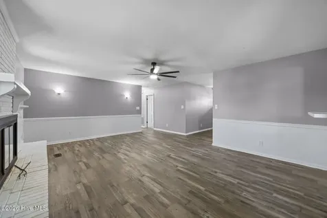 1414 Davis Street Jacksonville NC 28540