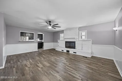 1414 Davis Street Jacksonville NC 28540