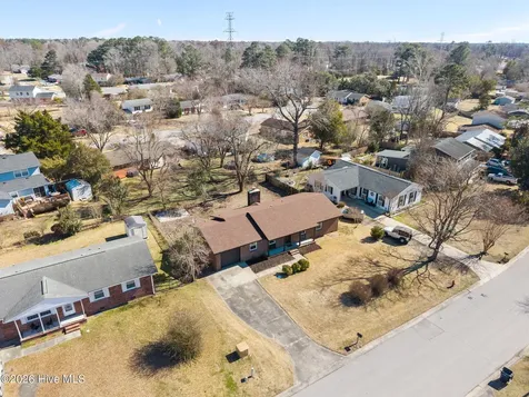 1414 Davis Street Jacksonville NC 28540