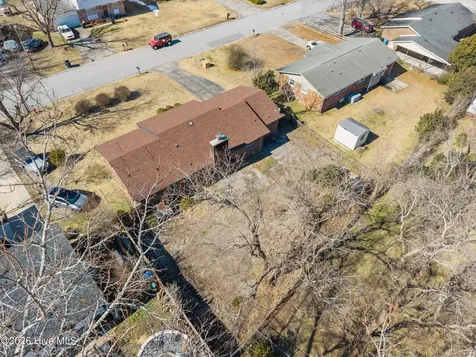 1414 Davis Street Jacksonville NC 28540