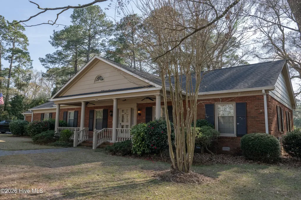 614 Lake Shore Drive Goldsboro NC 27534