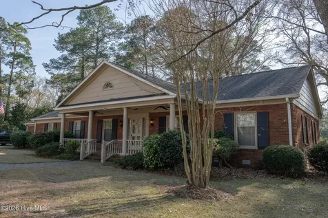 614 Lake Shore Drive Goldsboro NC 27534