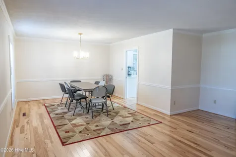 614 Lake Shore Drive Goldsboro NC 27534