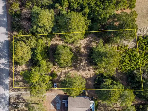 5996 Harbour Way Oriental NC 28571