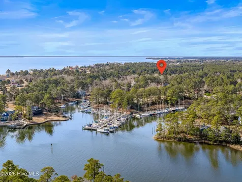 5996 Harbour Way Oriental NC 28571