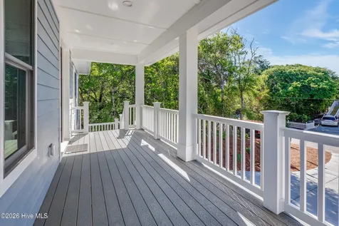 122 Arthur Drive Emerald Isle NC 28594