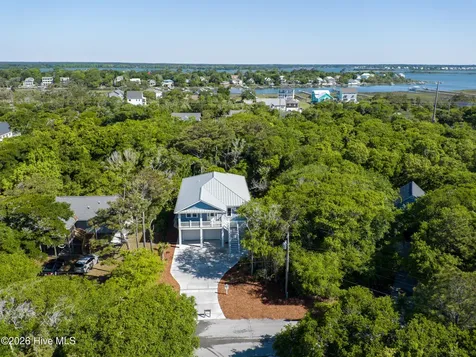 122 Arthur Drive Emerald Isle NC 28594