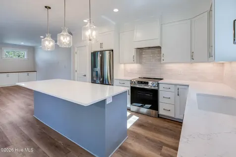 122 Arthur Drive Emerald Isle NC 28594