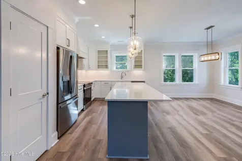 122 Arthur Drive Emerald Isle NC 28594