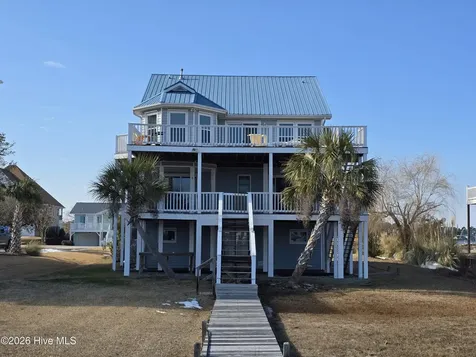 158 Big Hammock Point Road Sneads Ferry NC 28460