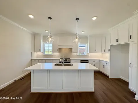 7597 Sweetwater Drive Nashville NC 27856