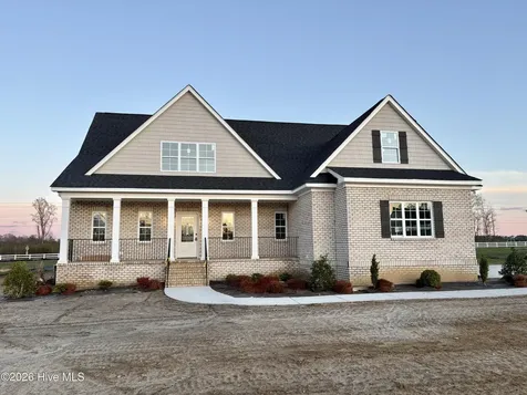 7597 Sweetwater Drive Nashville NC 27856