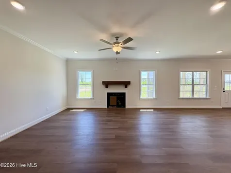 7597 Sweetwater Drive Nashville NC 27856