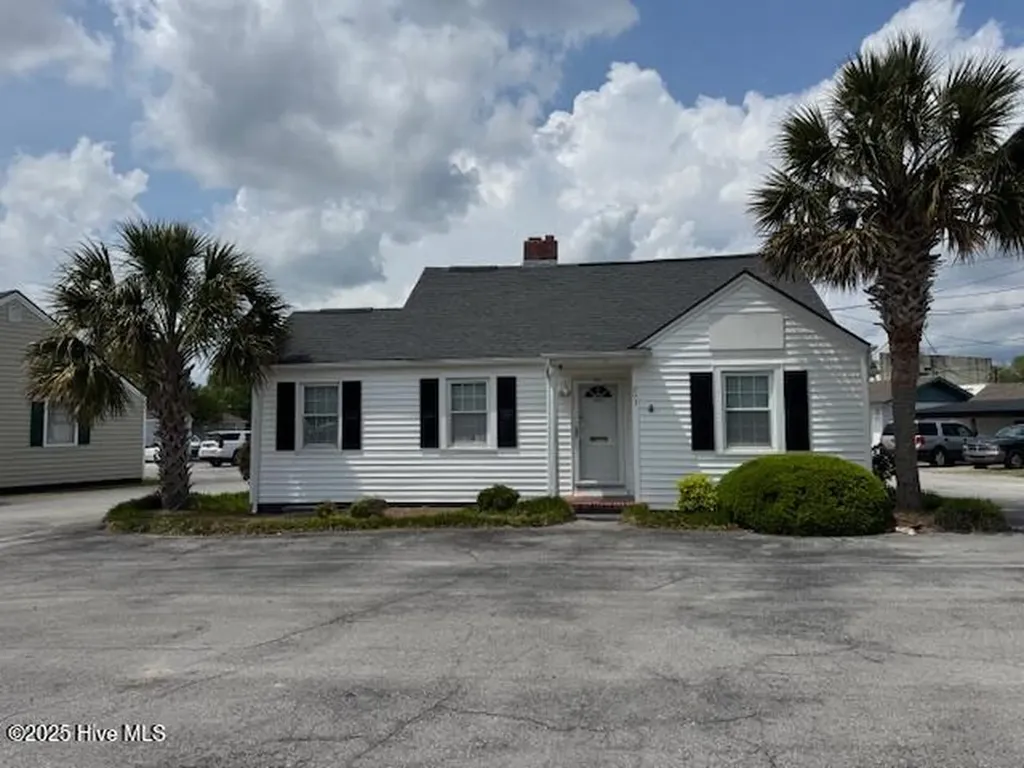 203 W Bayshore Boulevard Jacksonville NC 28540