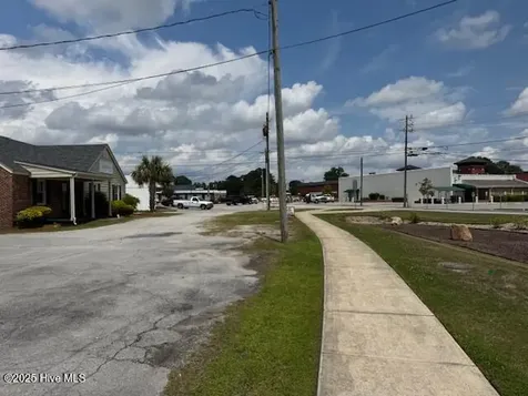 203 W Bayshore Boulevard Jacksonville NC 28540