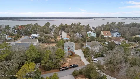 7118 Archers Creek Drive Emerald Isle NC 28594