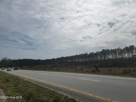 4315 Us-70 New Bern NC 28562