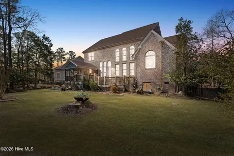 419 Autumn Chase SE Bolivia NC 28422