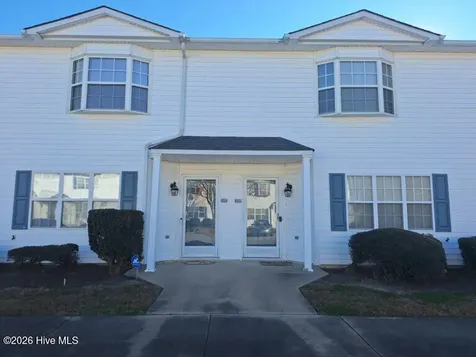 3995 Sterling Pointe Drive Winterville NC 28590