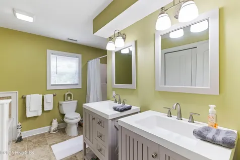 104 NE 40th Street Oak Island NC 28465