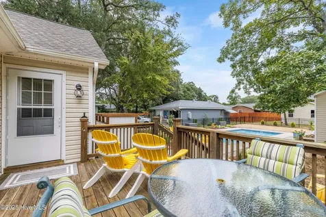 104 NE 40th Street Oak Island NC 28465