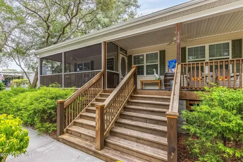 104 NE 40th Street Oak Island NC 28465