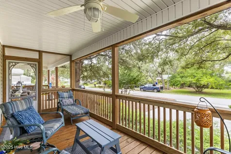 104 NE 40th Street Oak Island NC 28465