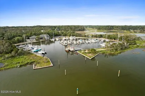 796 Indigo Village Court Southport NC 28461