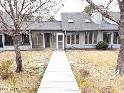 186 Cranes Cove Vass NC 28394