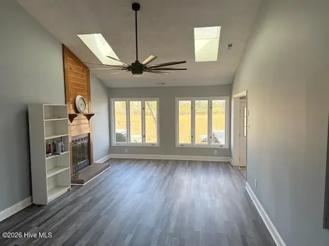 186 Cranes Cove Vass NC 28394
